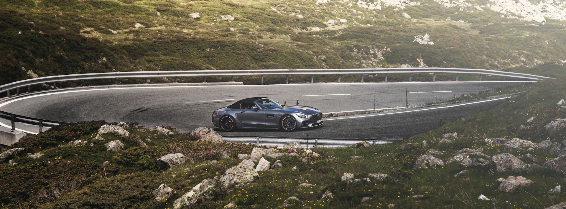 Supercar Experiences with AMG GT Roadster  in Alps